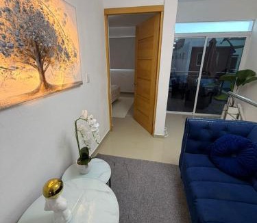 Prado Oriental House | Oasis