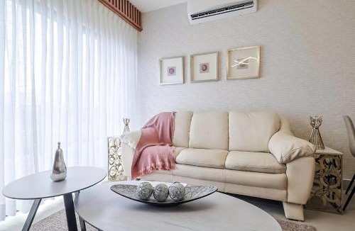 Ciudad Universitaria Apartment | Charming City Center Apt, Pool
