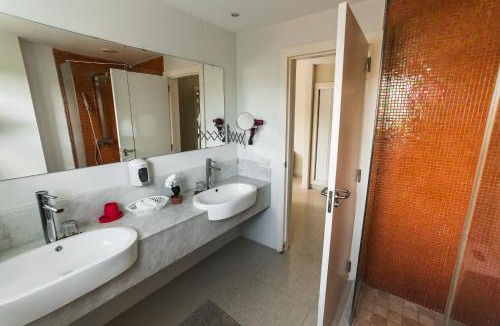 Bavaro Villa | Luxury Private Villas with Pool, Private Beach, BBQ