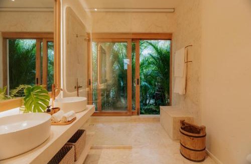 Punta Cana Villa | Unique mediterranean-style villa with golf and lake view in luxury beach resort