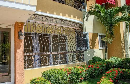 Guaricano Apartment | 1DR Charming 3-Bedroom Retreat Santo Domingo