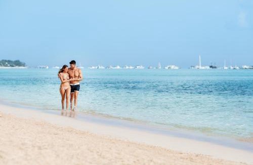 Playa Bibijagua Resort | Barceló Bávaro Beach - Adults Only All Inclusive
