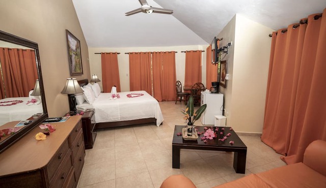Jarabacoa River Club