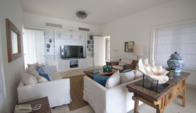Ocean Front Luxury Villa in Golf and Beach Resort