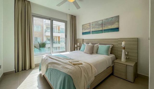Gorgeous Condos Steps From the Beach B2
