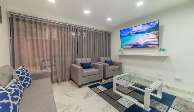 Ala Wishes Luxury Condo
