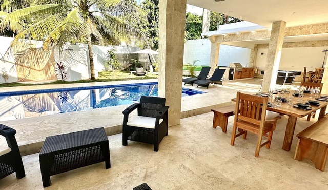 -NEW- Spacious 5Bdrms Villa With Pool & Grill - Close to Playa Popy ! in Las Terrenas