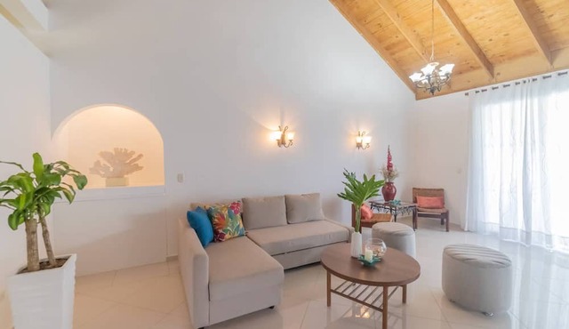 Casati Pearl House, Big House With Private Pool!