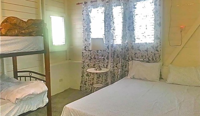 MOUNTAIN COTTAGE LOCATED IN SMALL VILLAGE 25 MIN FROM SAN JOSE DE OCOA