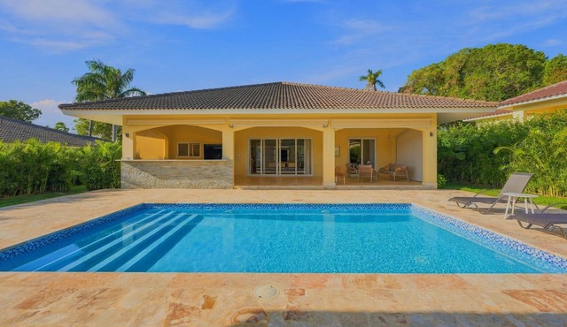 4BR Caribbean Villa in Hispaniola in Sosúa