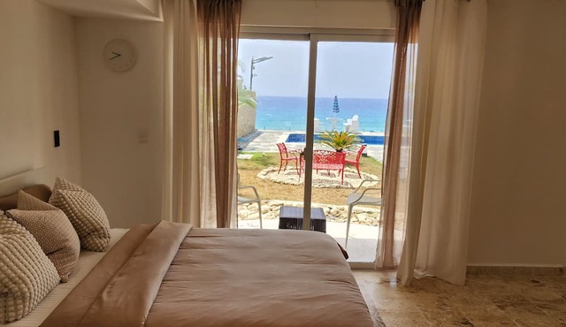 Luxury OCEAN FRONT Entire Floor Villa in Sosua cabarete Best sunset,Korean food