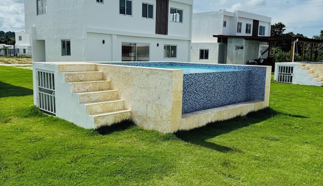 3-bedroom house in marvelous Punta Cana with access to an artificial beach! in Punta Cana