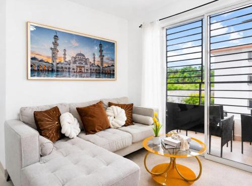 Comfortable 3BR for Families WiFi - AC and Terrace in Los Casabes