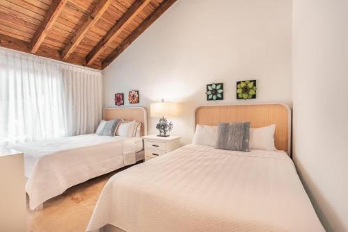 Magnificent Villa at Puerto Bahia