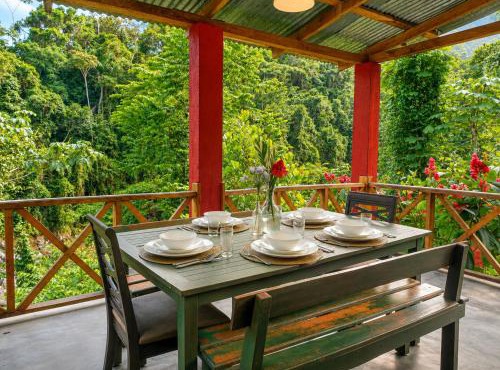Casa Campesina Familiar Río, BBQ, Billar en villaclard Los Cacaos in La Laguna