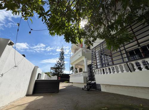 Villa céntrica con jacuzzi privado par in Santiago de los Caballeros