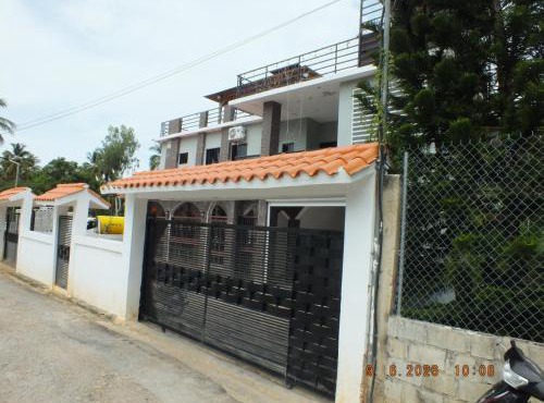 Santa Capuza Las Brisas in Sánchez