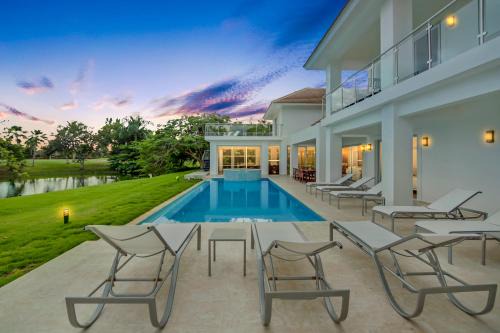 Pool View Villa with Jacuzzi & Chef at Cocotal Golf & Country Club in Punta Cana